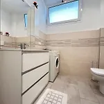 Mare E Relax - Affittasi Luna Home, Con Parcheggio Riservato E Aria Condizionata A Poca Distanza Dal Mare San Remo