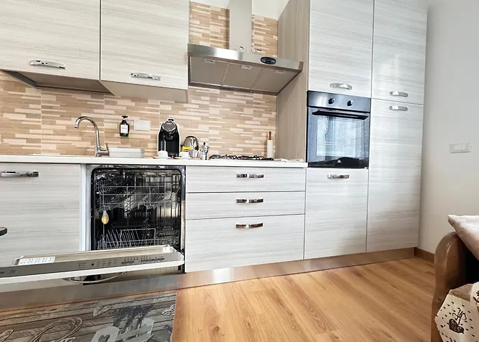 Mare E Relax - Affittasi Luna Home, Con Parcheggio Riservato E Aria Condizionata A Poca Distanza Dal Mare * Санремо