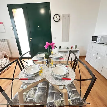 Mare E Relax - Affittasi Luna Home, Con Parcheggio Riservato E Aria Condizionata A Poca Distanza Dal Mare Apartment *