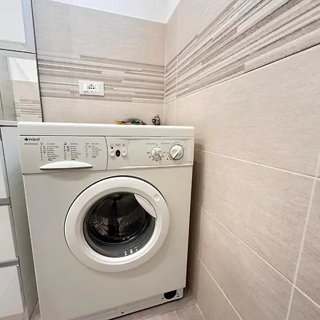 Mare E Relax - Affittasi Luna Home, Con Parcheggio Riservato E Aria Condizionata A Poca Distanza Dal Mare Apartment *