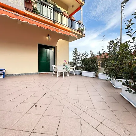 아파트 Mare E Relax - Affittasi Luna Home, Con Parcheggio Riservato E Aria Condizionata A Poca Distanza Dal Mare 산레모