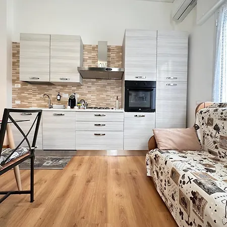 Mare E Relax - Affittasi Luna Home, Con Parcheggio Riservato E Aria Condizionata A Poca Distanza Dal Mare *